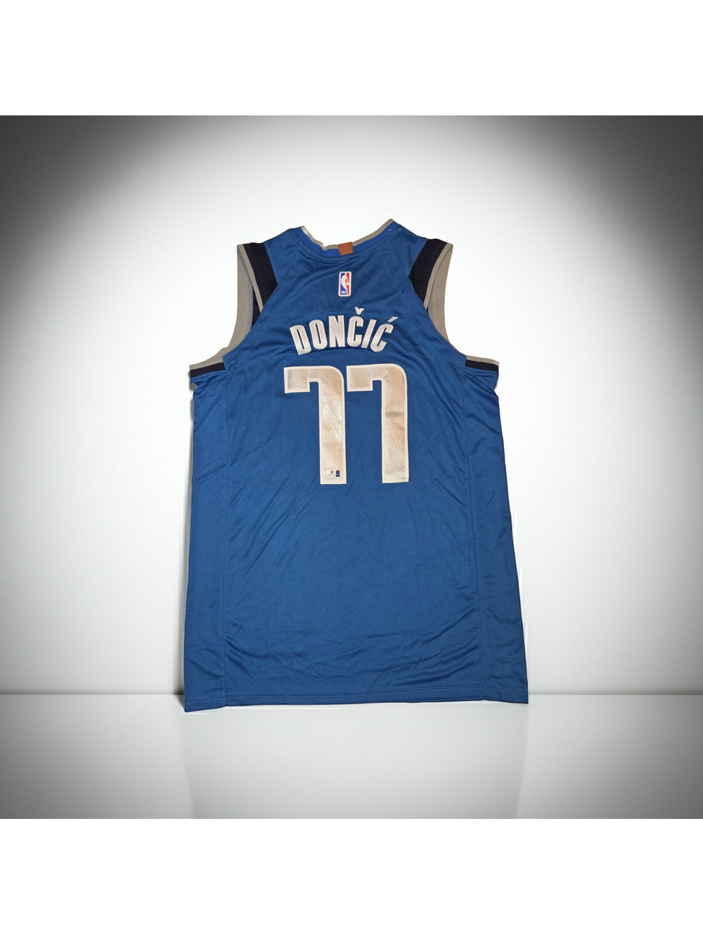 Luka Doncic Signed Jersey Dallas Mavericks W/COA